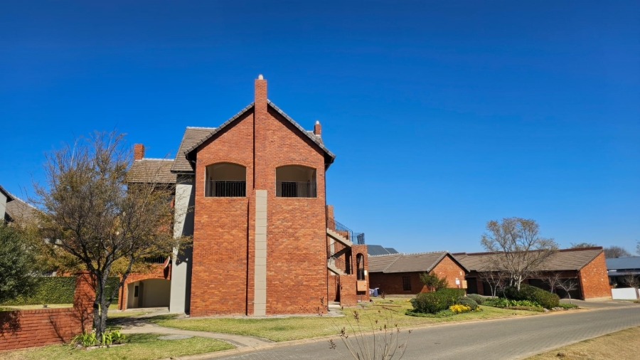 To Let 3 Bedroom Property for Rent in Landsmeer Residential Estate North West